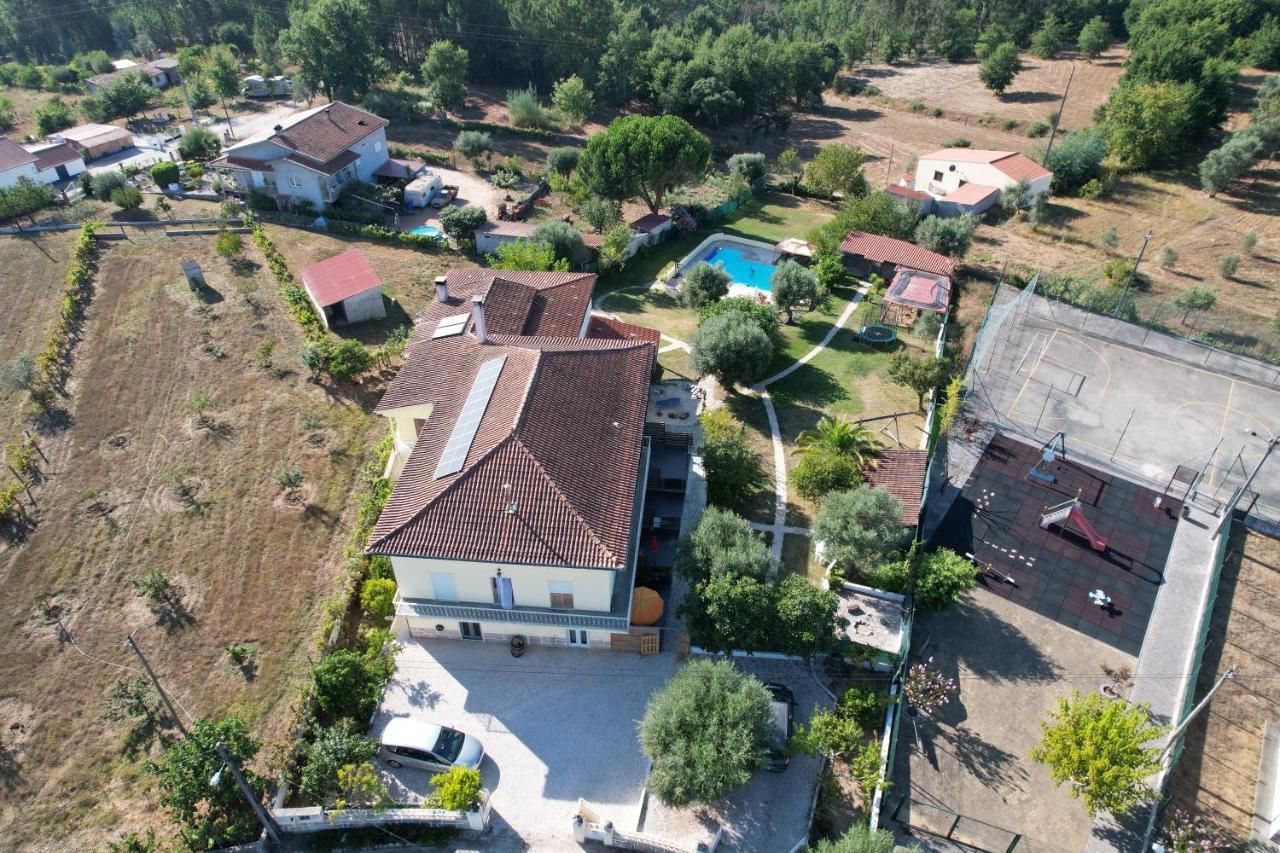 Апартаменти A Casa Amarela Pinheiro de Coja Екстер'єр фото